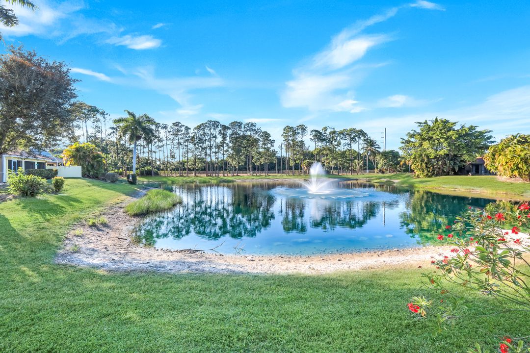 1201 Jardin Dr, Naples, FL 34104