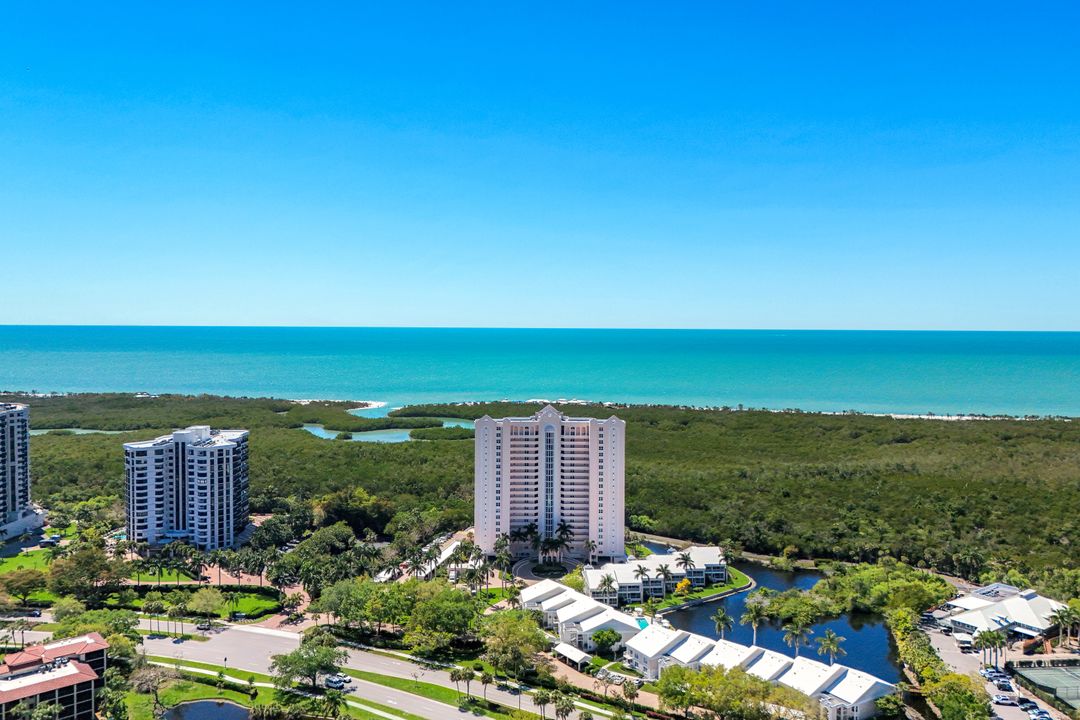 6101 Pelican Bay Blvd  #305, Naples, FL 34108