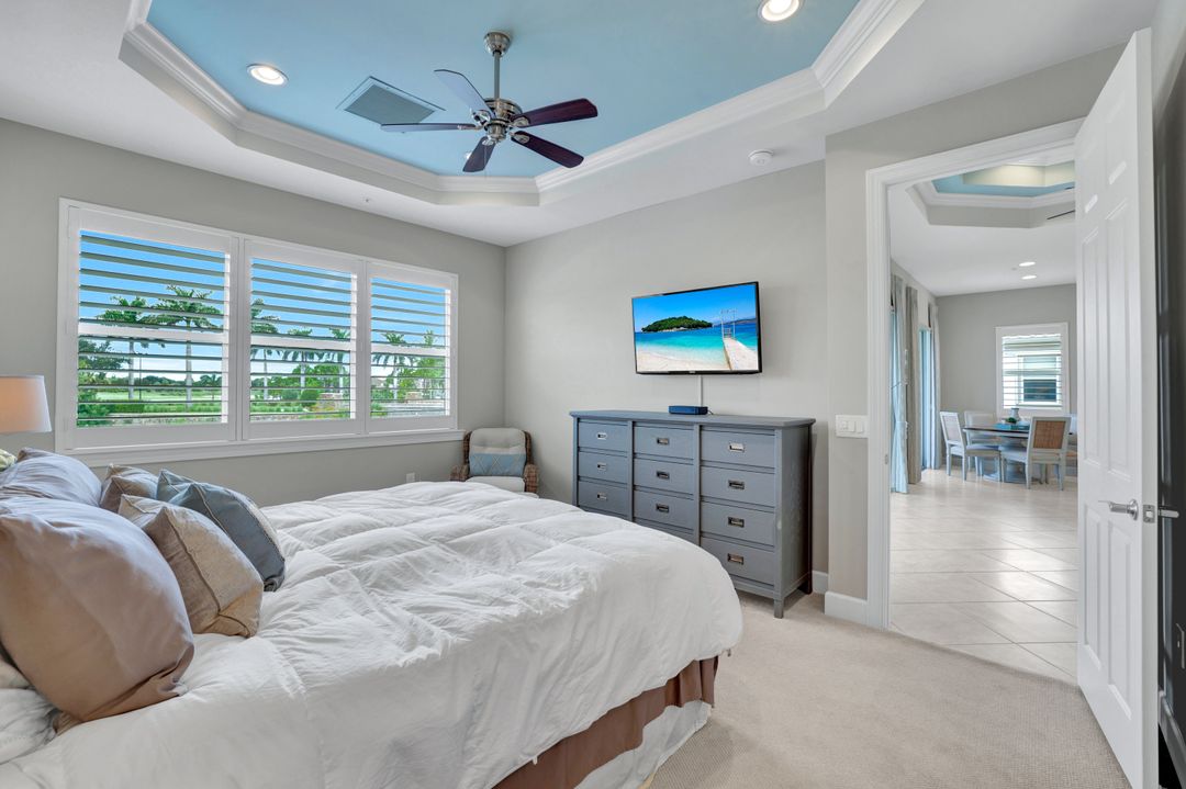 8839 Nautical Landing Cir #202, Naples, FL 34120