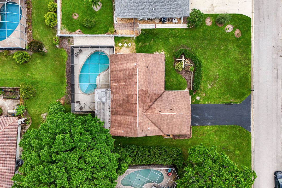 133 Briarcliff Ln, Naples, FL 34113