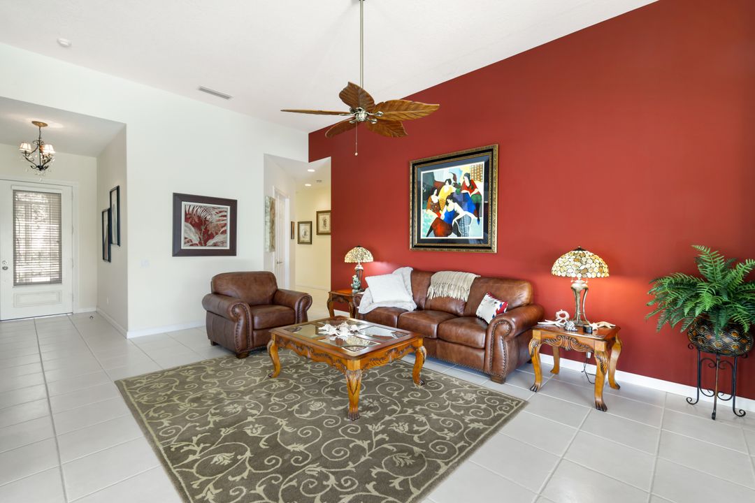5848 Ferrara Dr, Sarasota, FL 34238