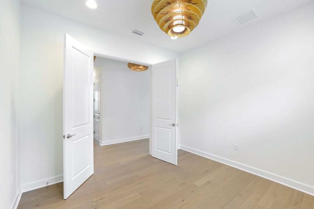 2687 Ridgecrest Pl, Naples, FL 34112