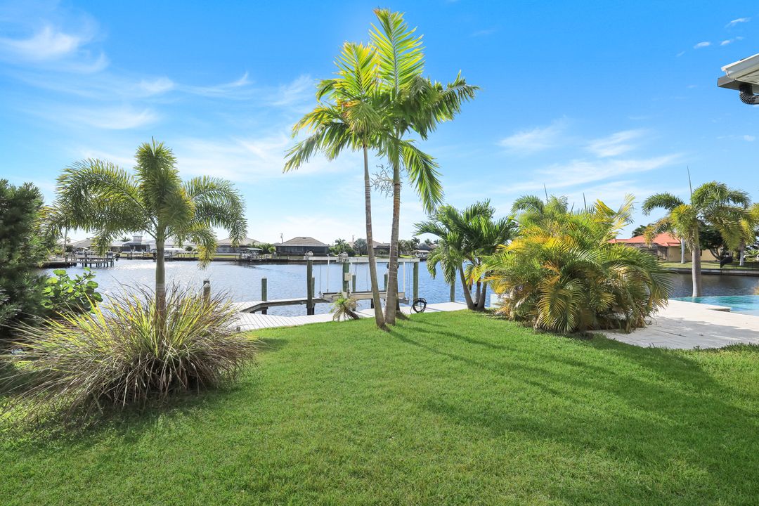 1000 NW 37th Pl, Cape Coral, FL 33993