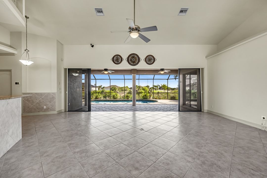 907 NW 18th St, Cape Coral, FL 33993