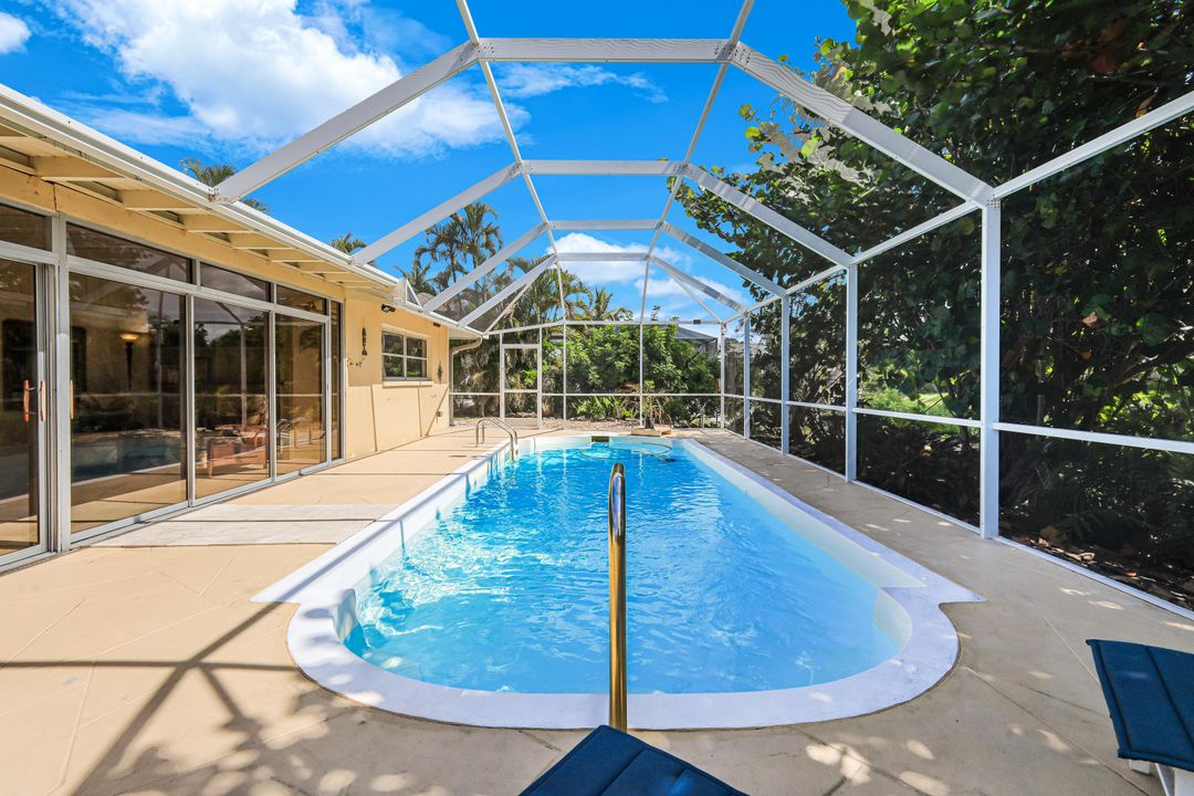 27061 Homewood Dr, Bonita Springs, FL 34135
