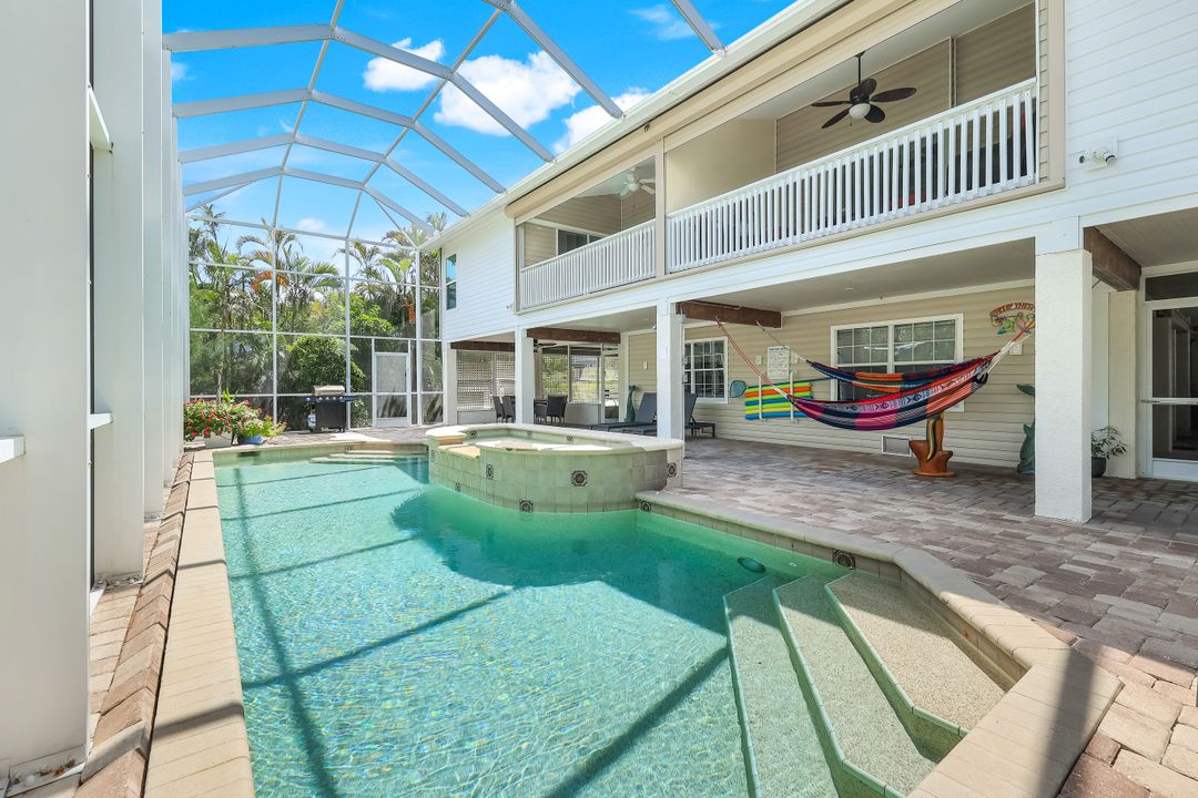 21580 Indian Bayou Dr, Fort Myers Beach, FL 33931