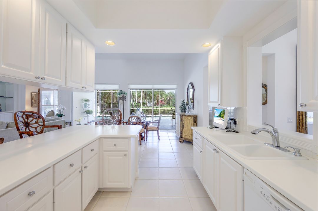 3101 Dominica Way, Naples, FL 34119