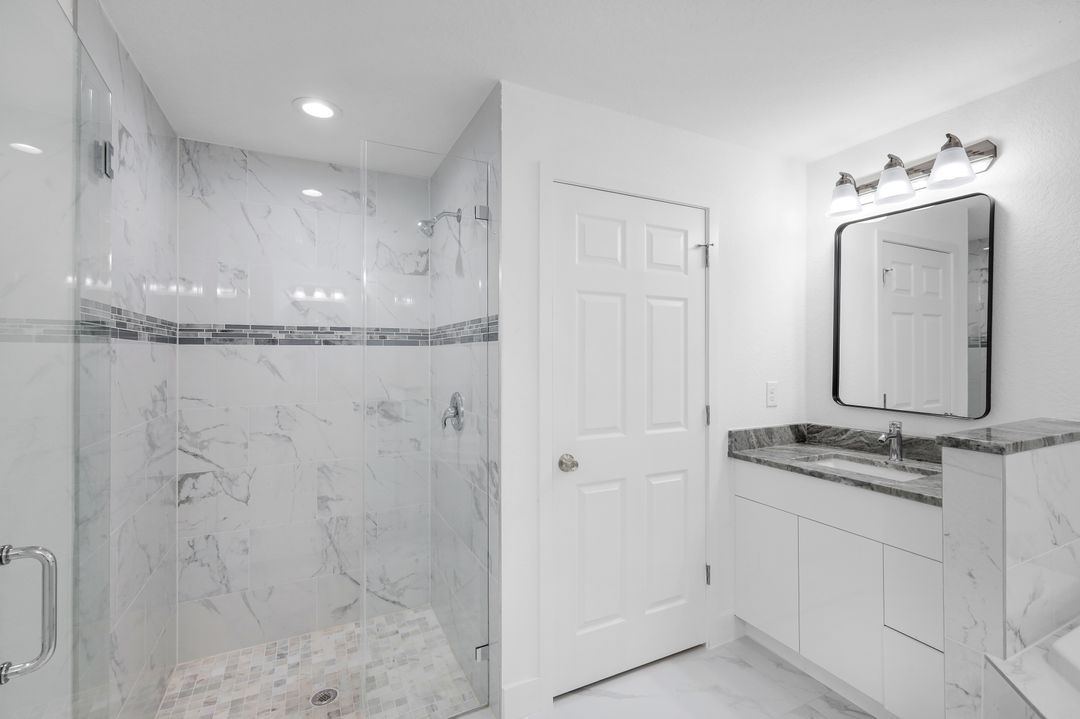 1102 Edison Ave, Lehigh Acres, FL 33972