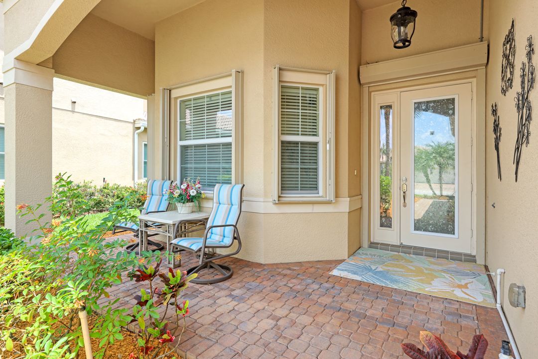 11292 Sparkleberry Dr, Fort Myers, FL 33913