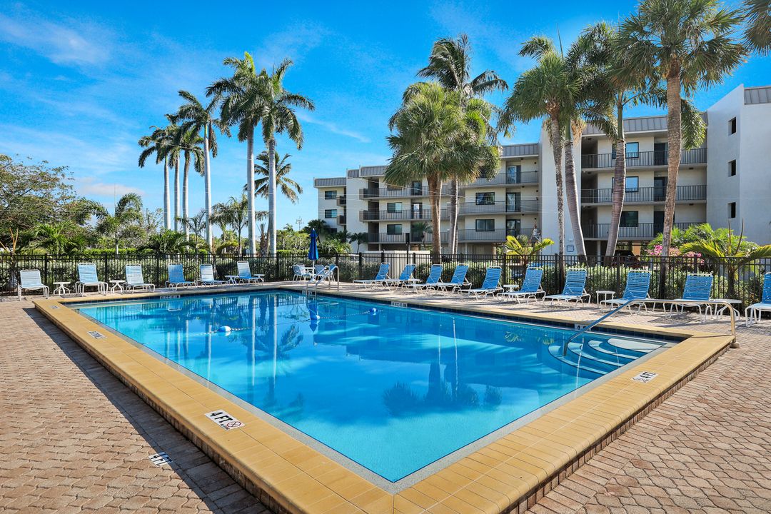 1299 Middle Gulf Dr #221, Sanibel, FL 33957
