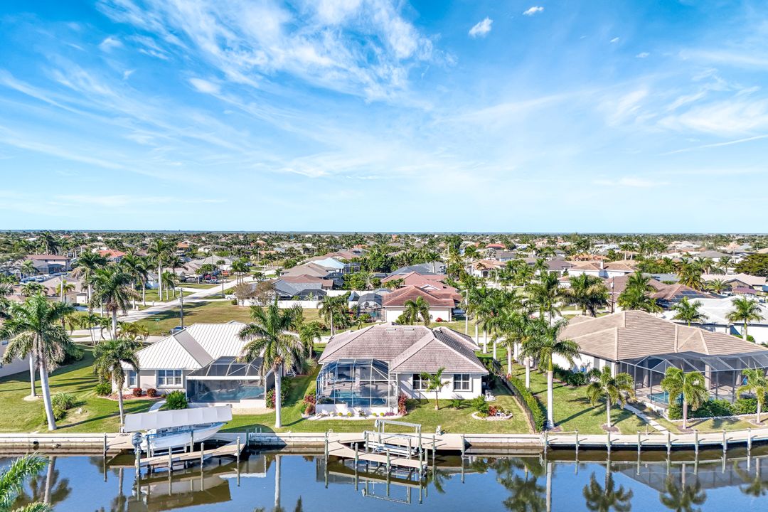 4315 SW 22nd Ct, Cape Coral, FL 33914