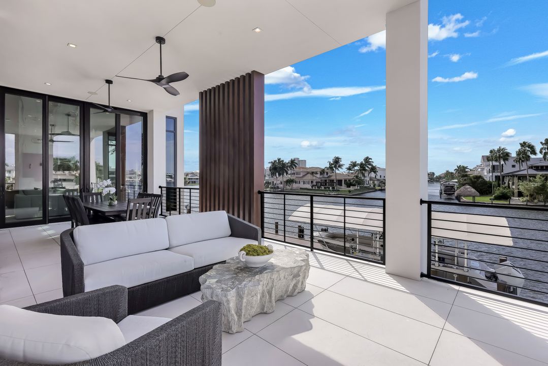 348 Seagull Ave, Naples, FL 34108