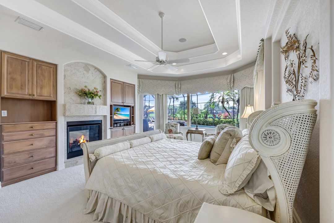 2988 St Barnabas Ct, Naples, FL 34105