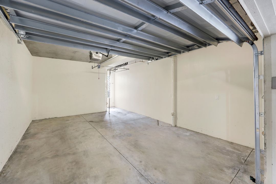 4120 Bayhead Dr #202, Bonita Springs, FL 34134