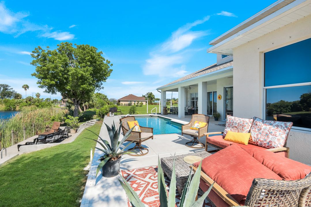 1206 NW 18th Terrace, Cape Coral, FL 33993