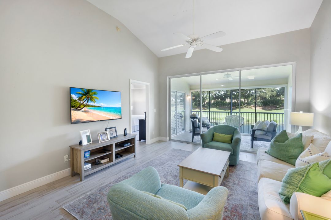 2235 Chesterbrook Ct #203, Naples, FL 34109