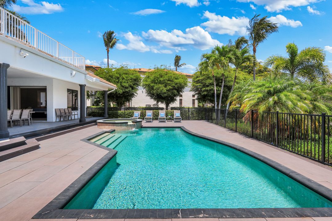 1578 S Barfield Ct, Marco Island, FL 34145