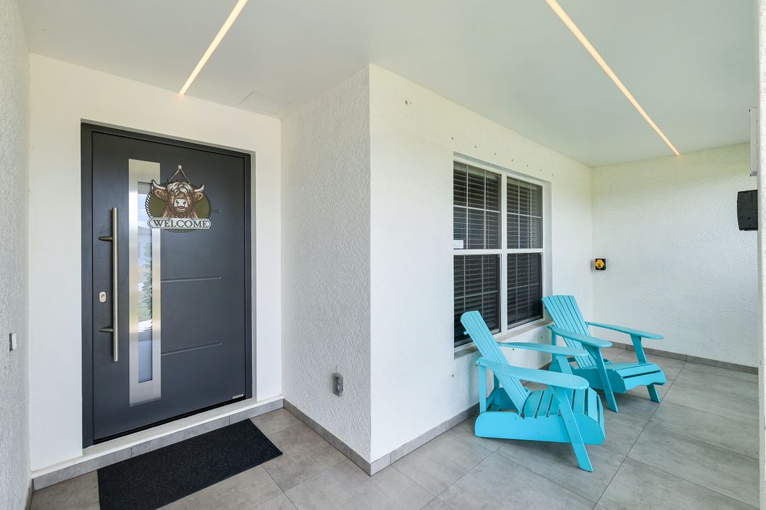 1402 NE 19th Terrace, Cape Coral, FL 33909