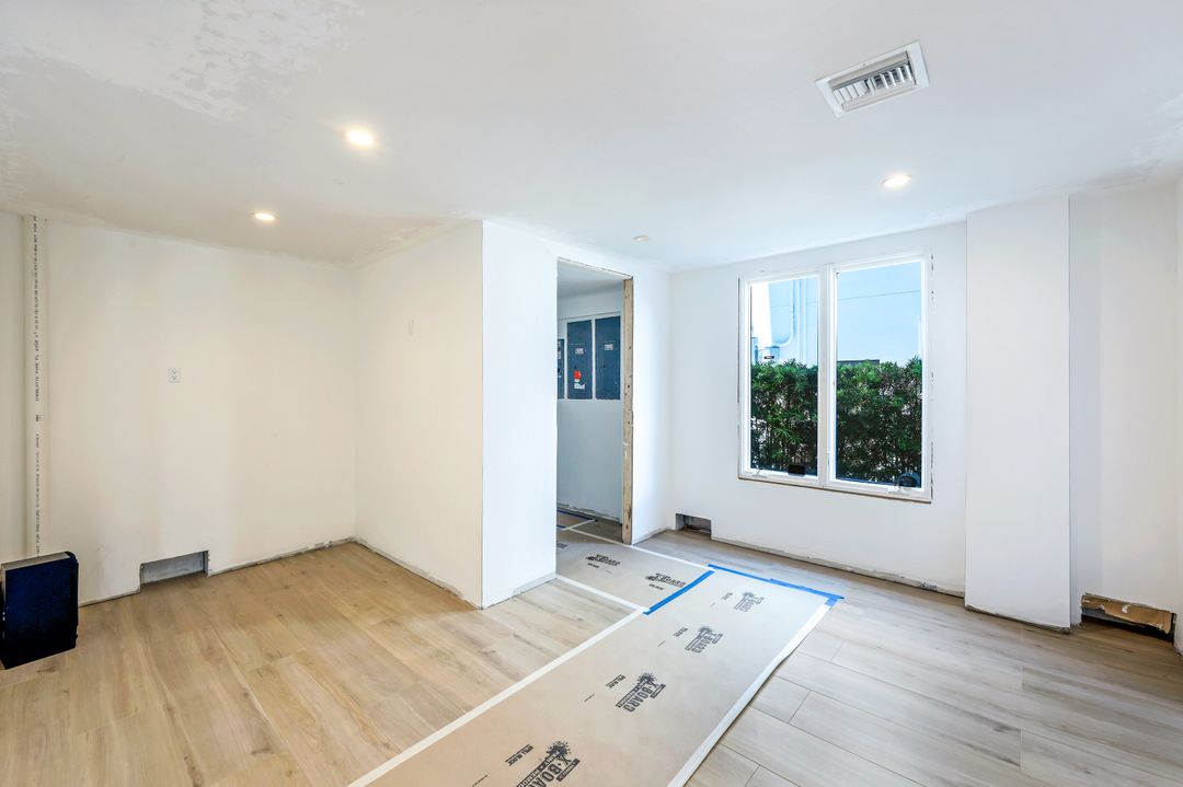 169 Conners Ave, Naples, FL 34108