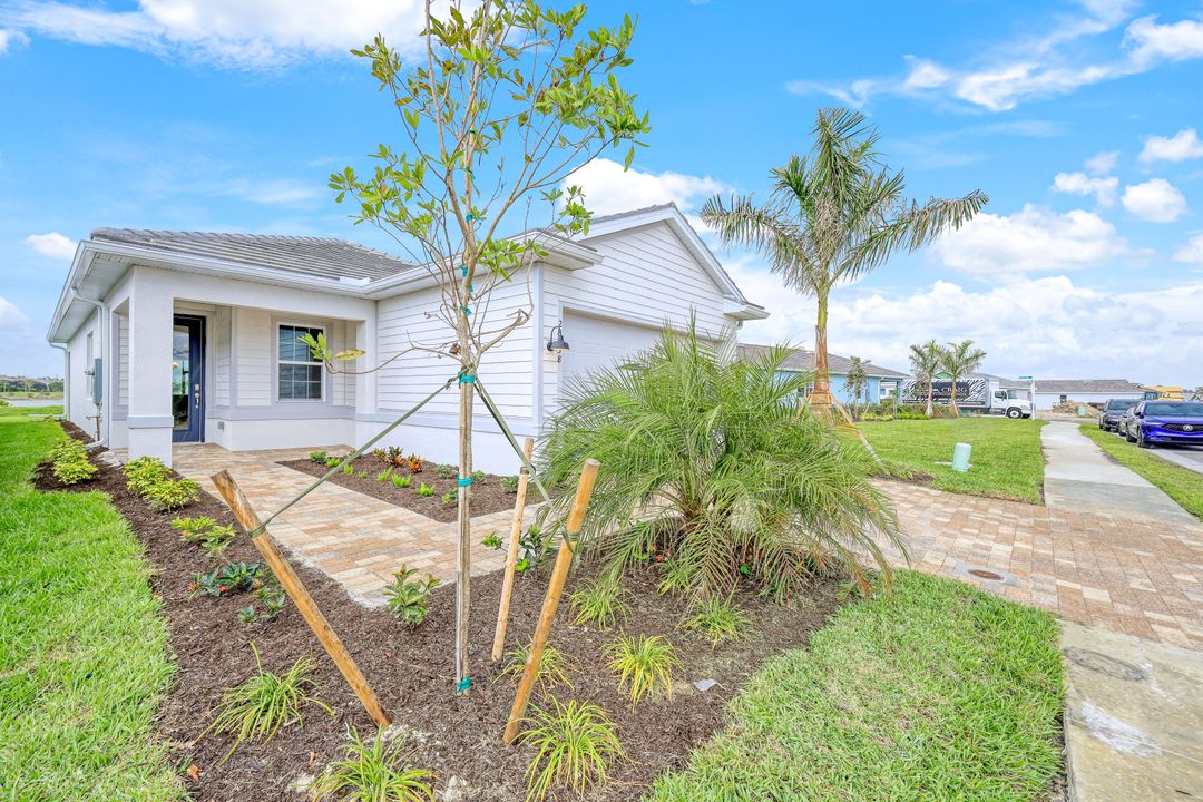 28238 Captiva Shell Lp, Bonita Springs, FL 34135