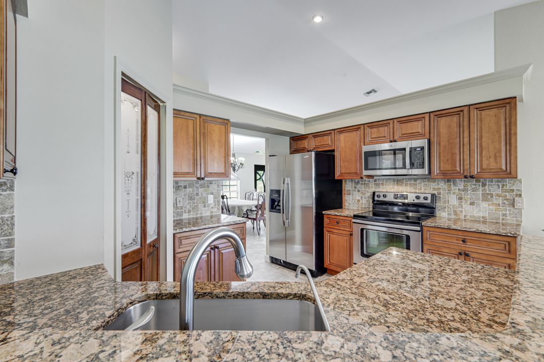 2838 SW 50th Terrace, Cape Coral, FL 33914