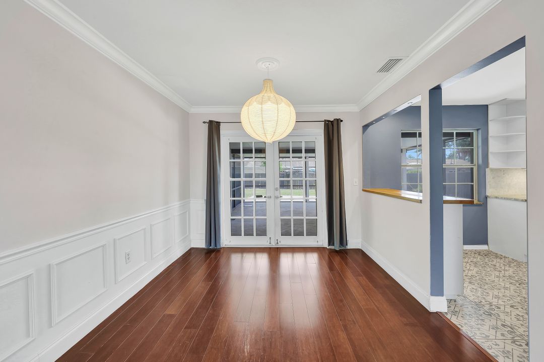 3950 Mohawk Pl, Naples, FL 34112