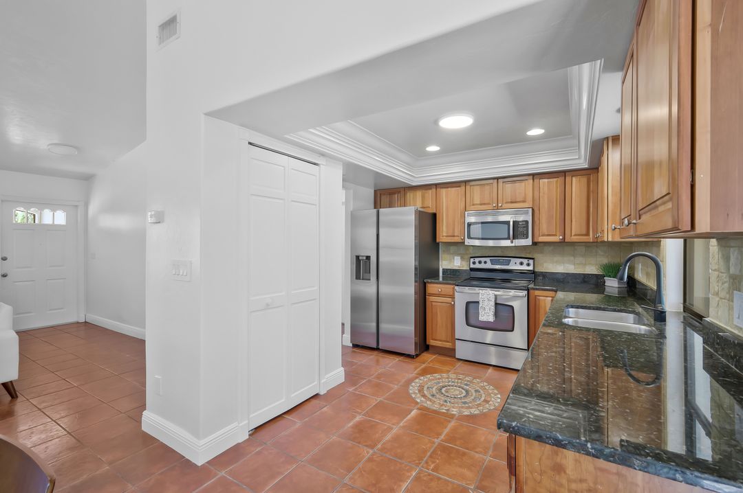 4131 SW 1st Pl, Cape Coral, FL 33914