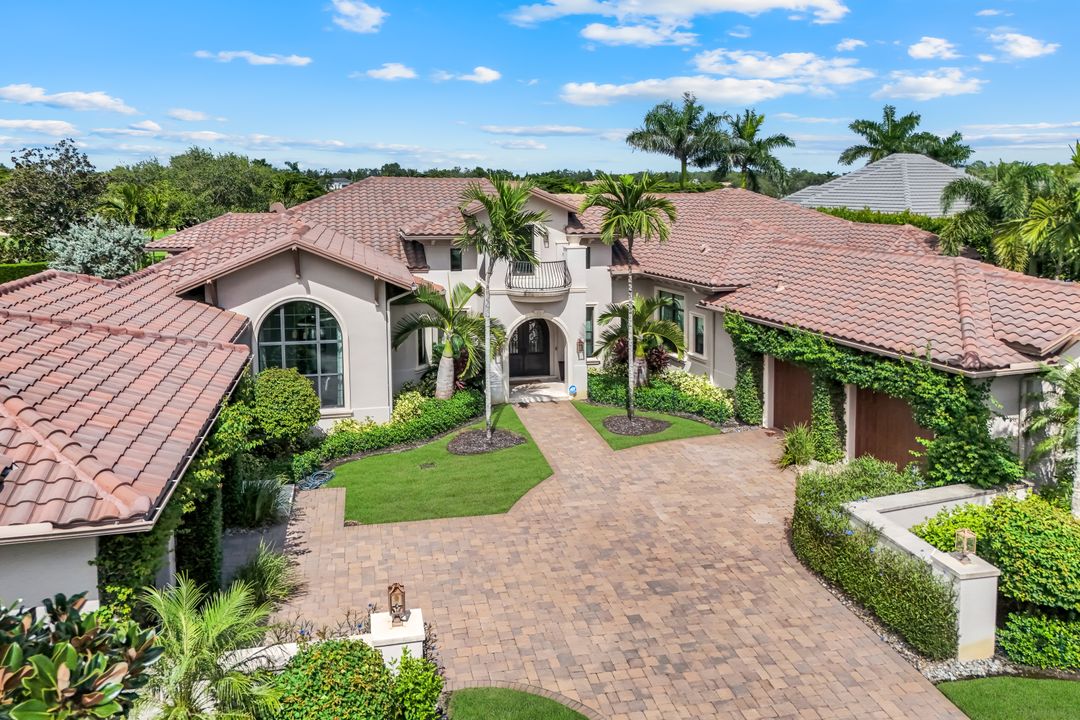 16747 Prato Way, Naples, FL 34110