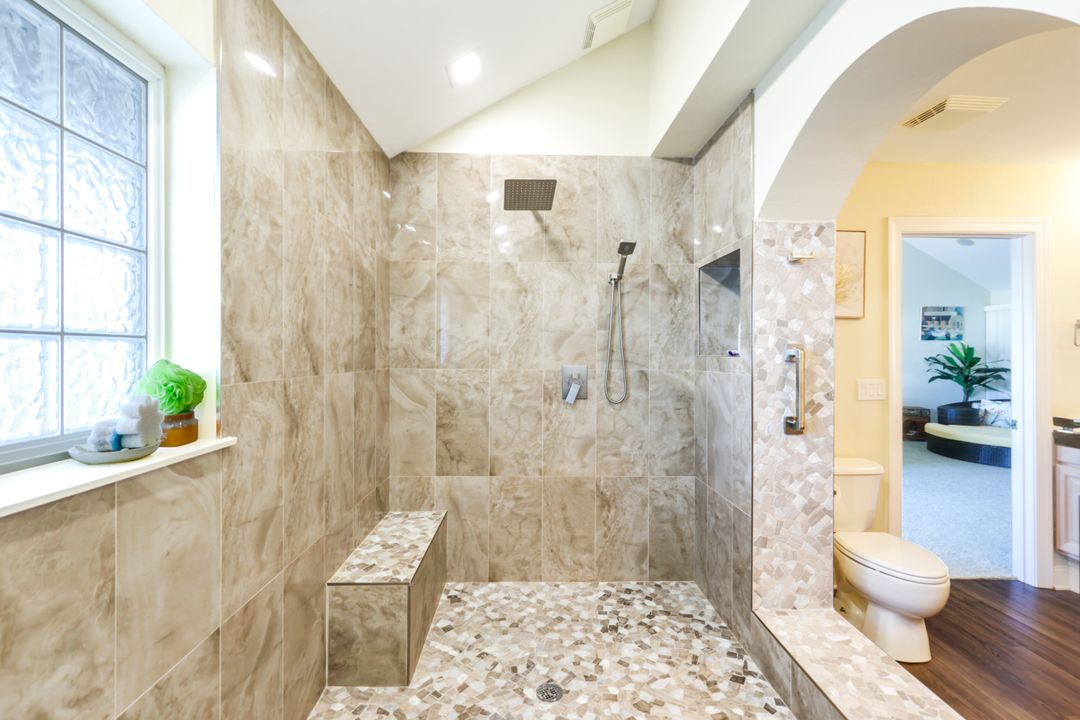 18323 Cutlass Dr, Fort Myers Beach, FL 33931