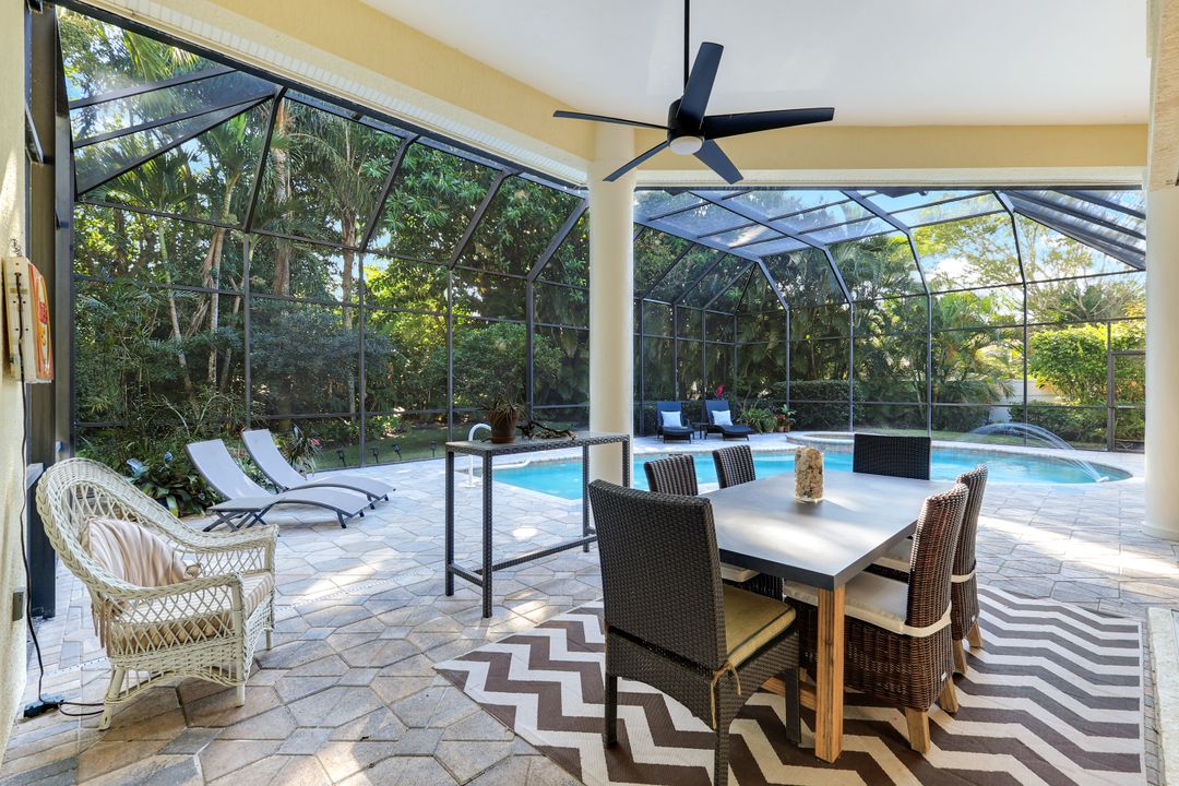 602 Springline Dr, Naples, FL 34102