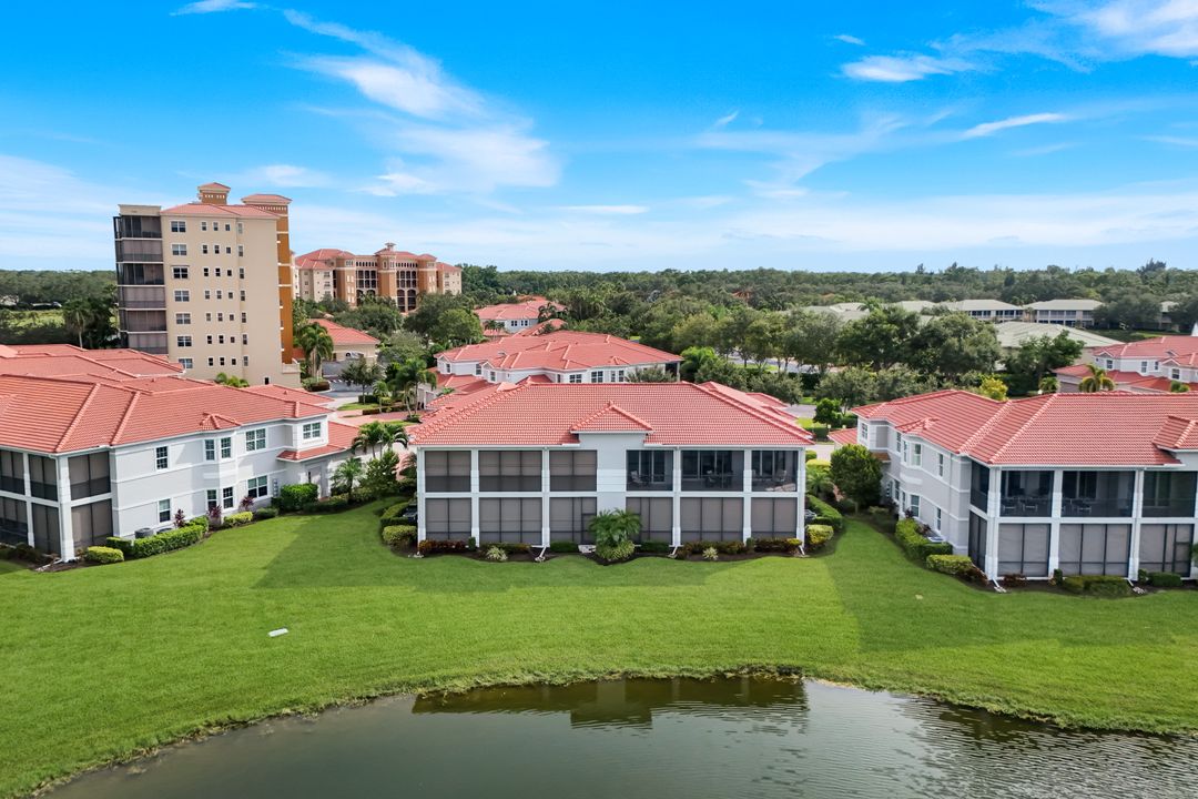 608 El Camino Real #201, Naples, FL 34119