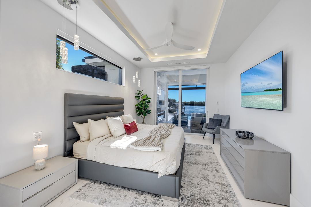 4316 Sands Blvd, Cape Coral, FL 33914