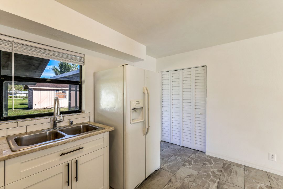 2208 Iris Way, Fort Myers, FL 33905