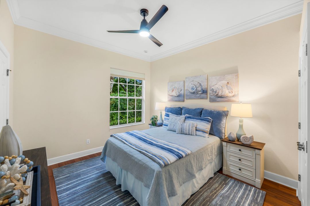 8776 Hideaway Harbor Ct, Naples, FL 34120