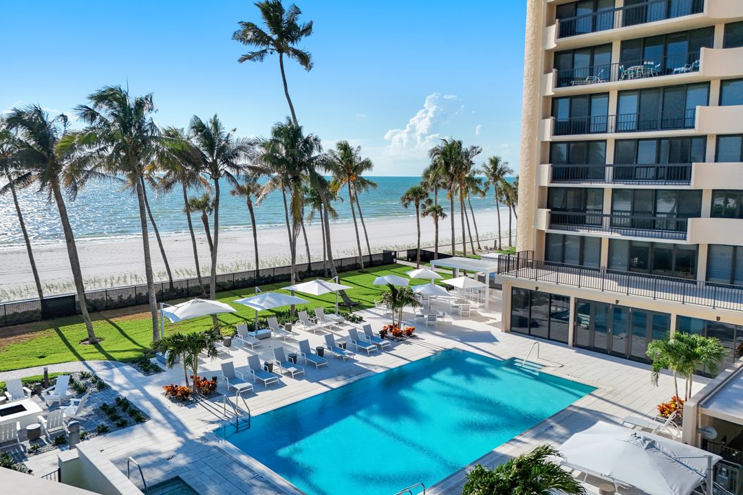 4001 Gulf Shore Blvd N #902, Naples, FL 34103