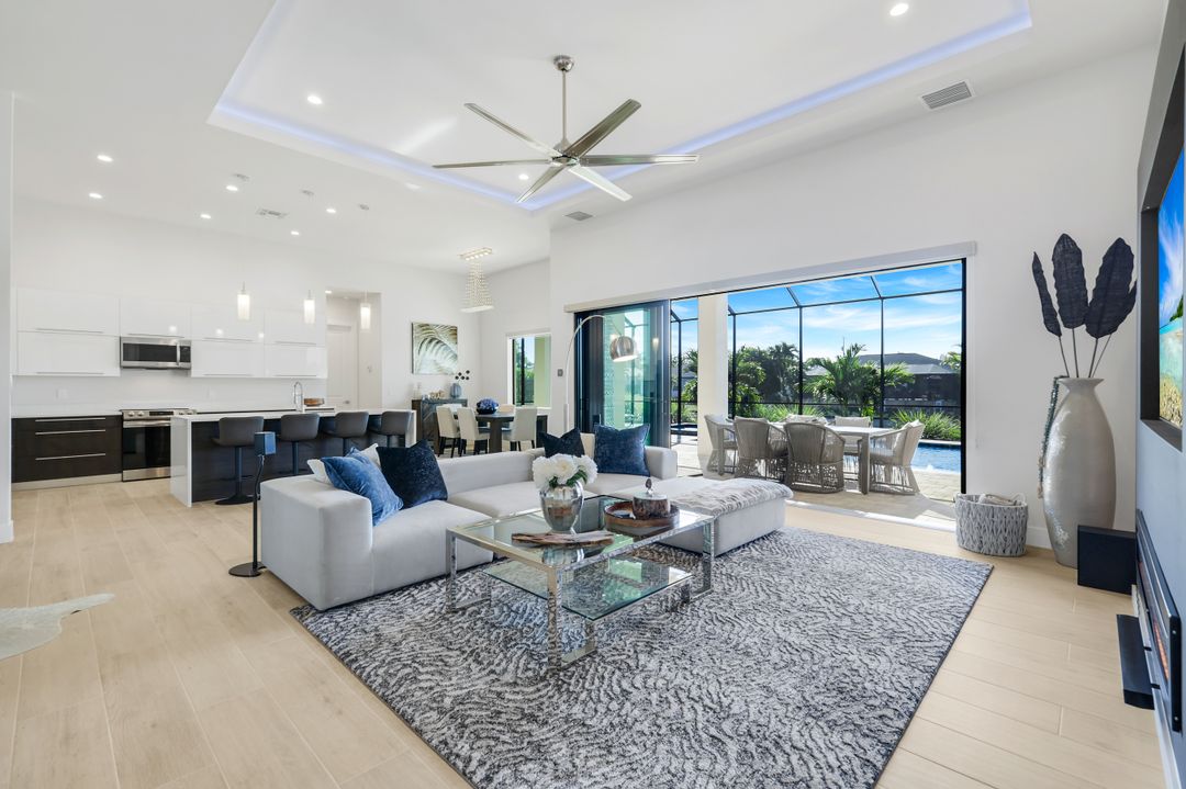 1506 SW 28th St, Cape Coral, FL 33914