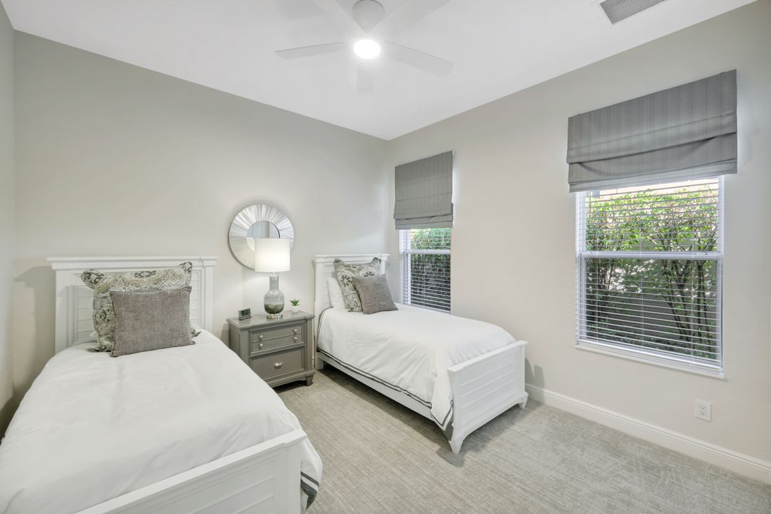 8980 Cherry Oaks Tr, Naples, FL 34114