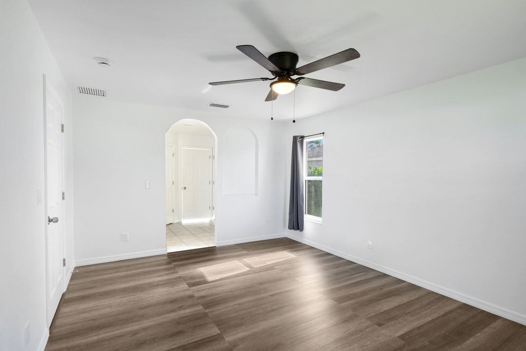 726 SW 12th St, Cape Coral, FL 33991