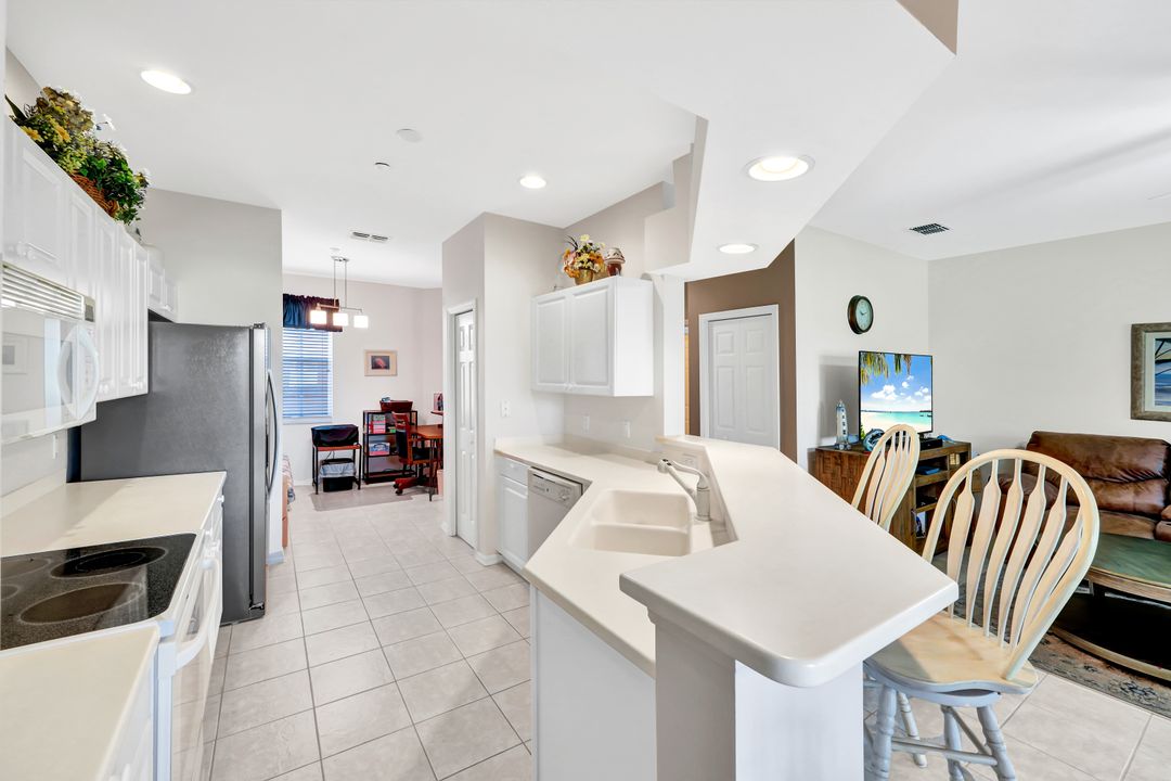 12607 Fox Ridge Dr #4102, Bonita Springs, FL 34135