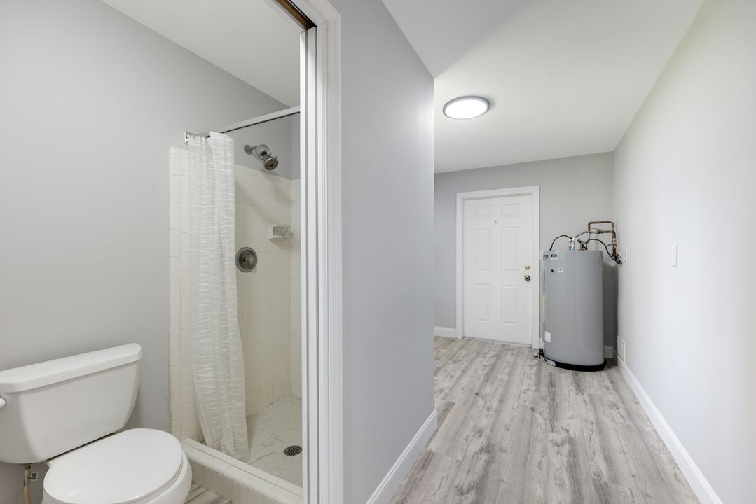 4862 Catalina Dr, Naples, FL 34112