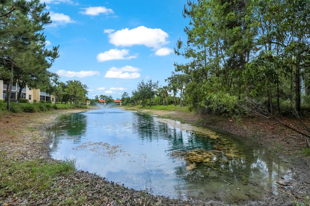 432 Valerie Way #102, Naples, FL 34104