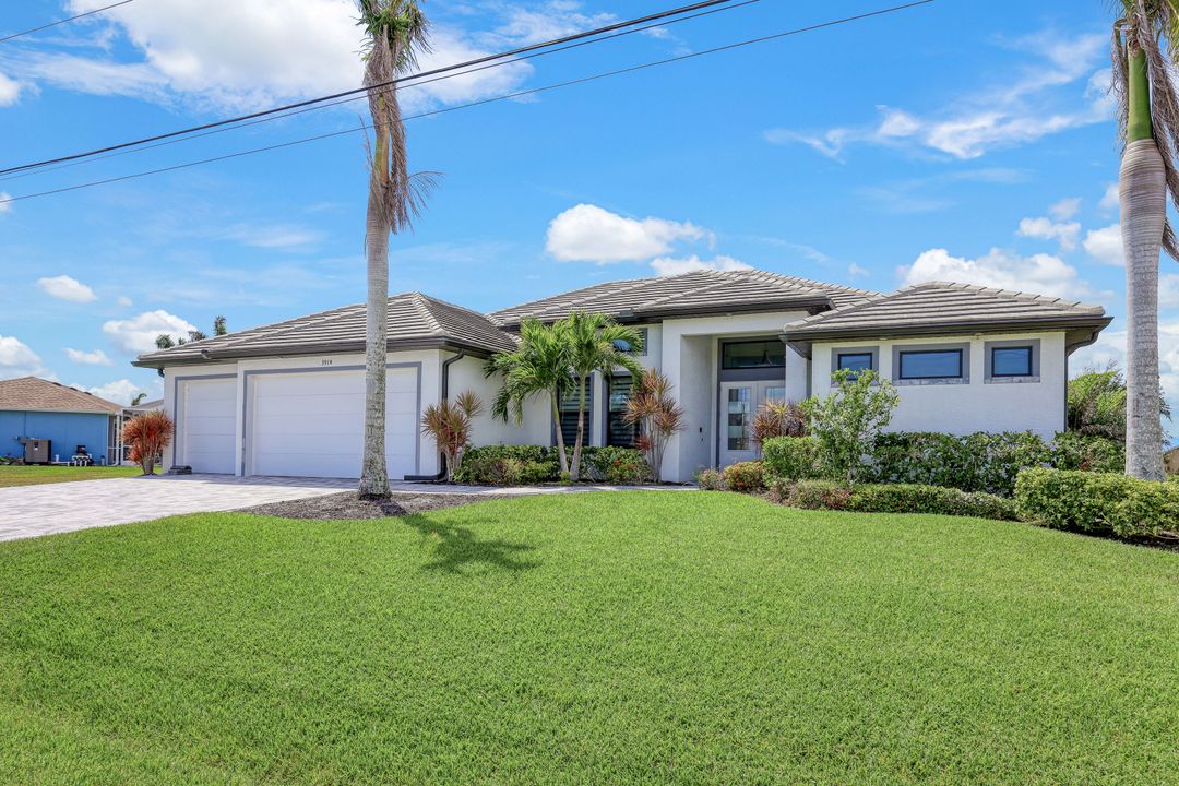 3914 SW 27th Ave, Cape Coral, FL 33914