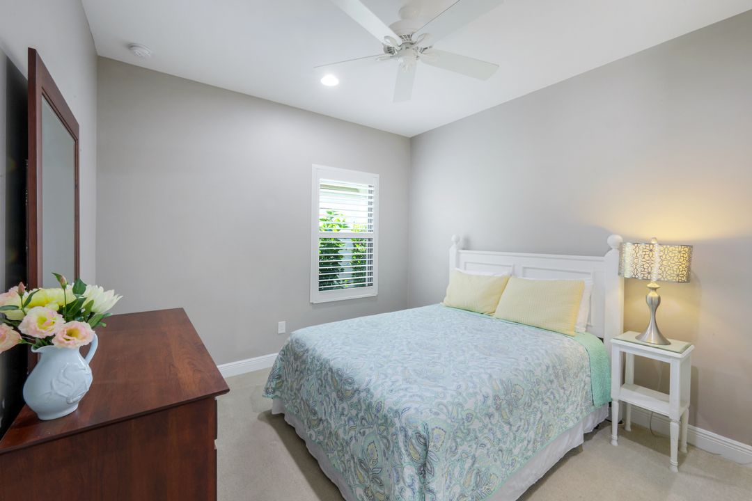 3620 Canopy Cir, Naples, FL 34120