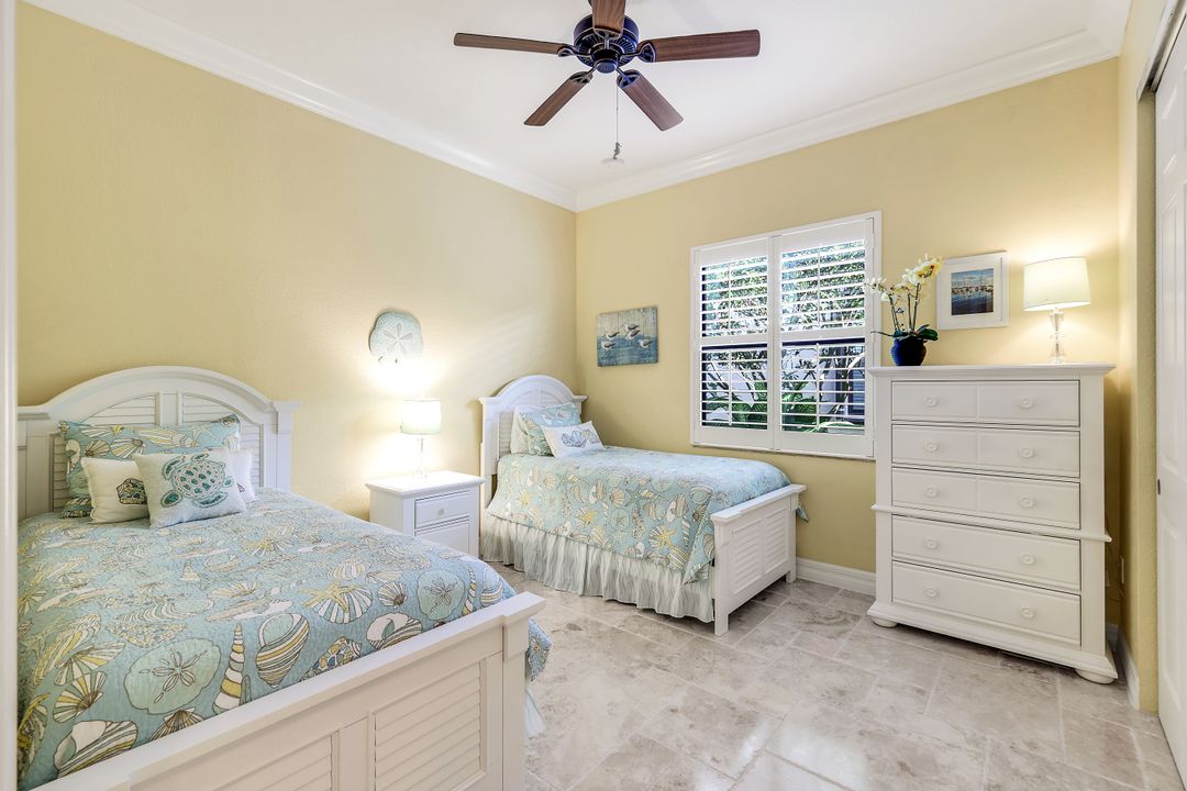 3917 Glacier Ct, Naples, FL 34119