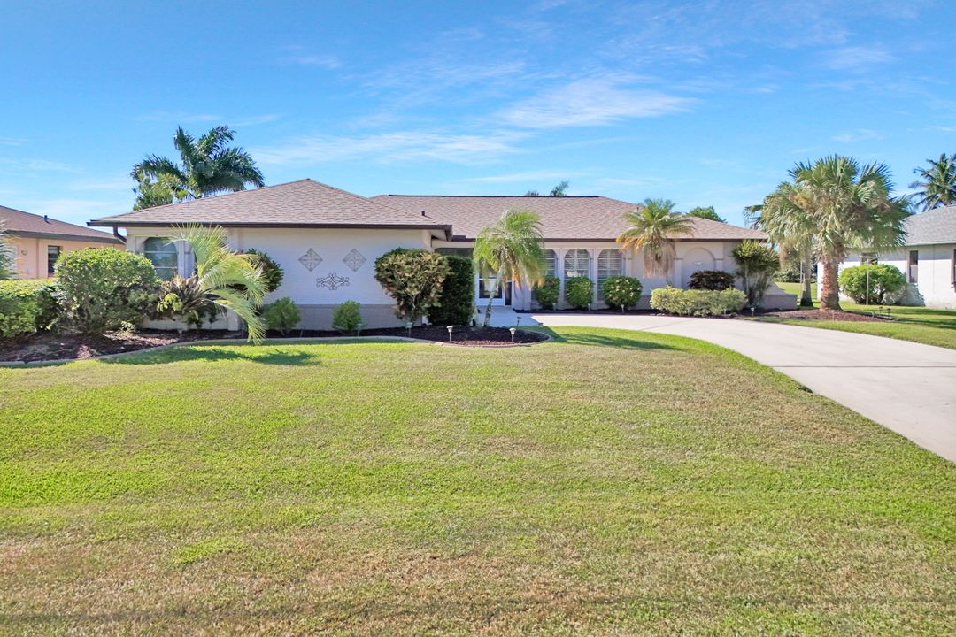 206 SE 37th Terrace, Cape Coral, FL 33904
