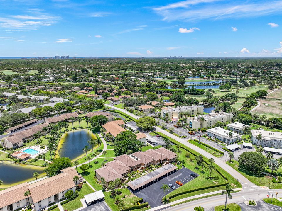 195 Cypress Way E #9, Naples, FL 34110