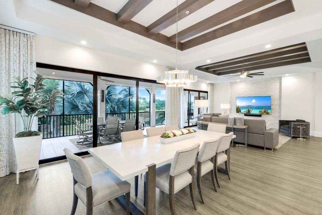 16358 Corsica Way #201, Naples, FL 34110