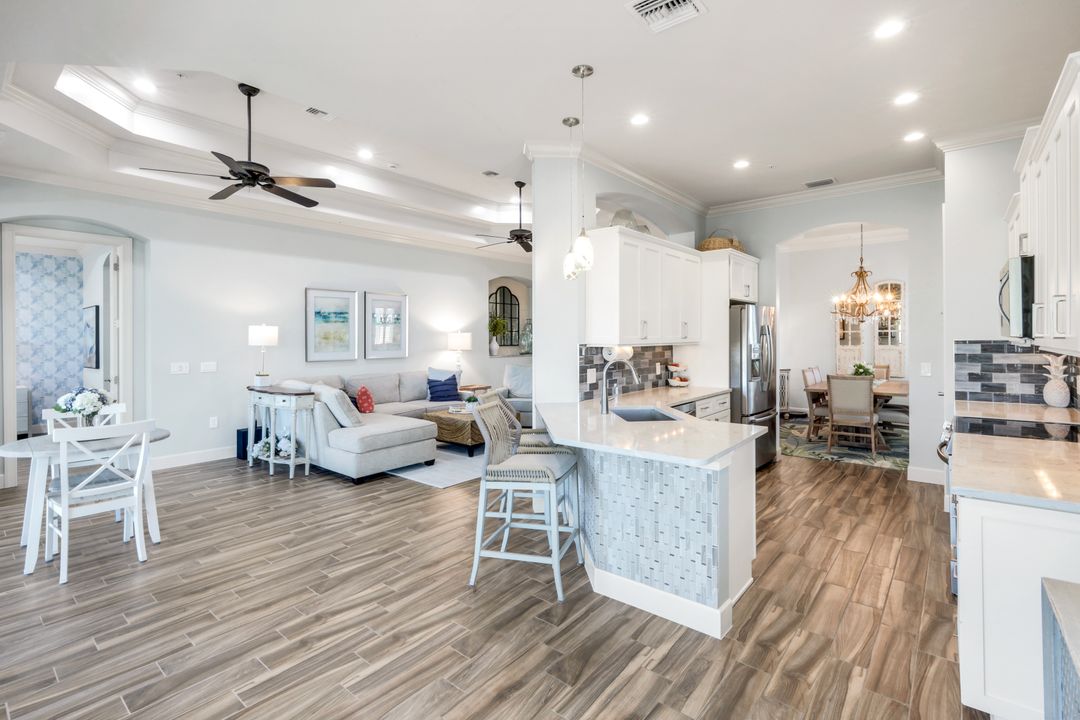 8839 Nautical Landing Cir #201, Naples, FL 34120