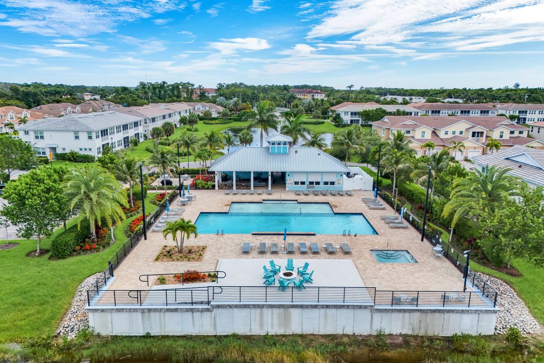 4619 Arboretum Cir #101, Naples, FL 34112