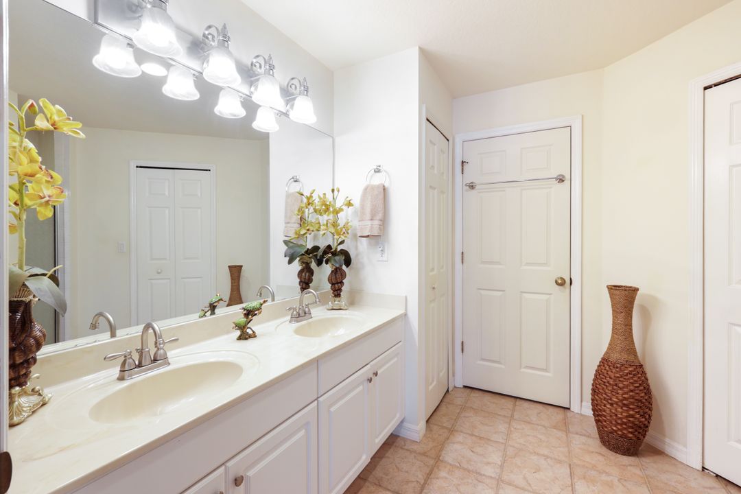 3510 SE 5th Pl, Cape Coral, FL 33904